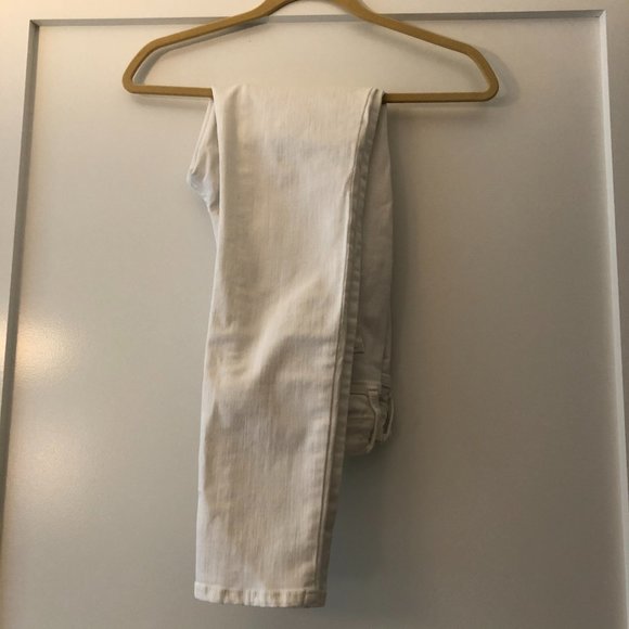 Old Navy White Skinny Jeans - Picture 2 of 7